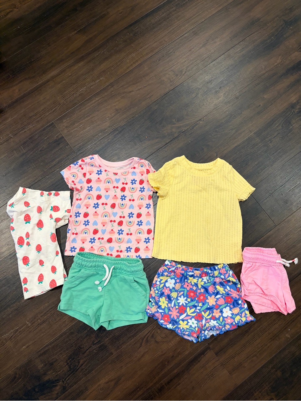Girls 2T-3T Clothing Bundle 6 Pc Shorts & Tops Cat Jack Old Navy